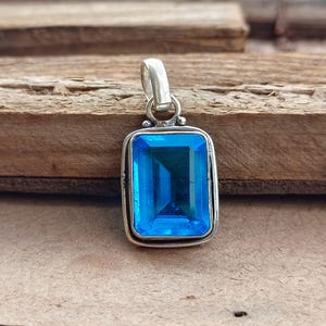 Blue Topaz Pendent* 925 sterling silver*Free Shipping*Simple Pendent*Beautiful Pendent*Oval Shape pendent*Birthday Party*Gift For Her****