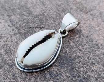 Cowrie Shell Pendant: .925 Sterling Silver Necklace