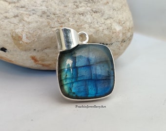 Labradorite Pendant, 925 Sterling Silver, Labradorite Jewelry, Lovely Pendant, Stylish Pendant, Christmas Gift, Silver Jewelry, Gift For Her