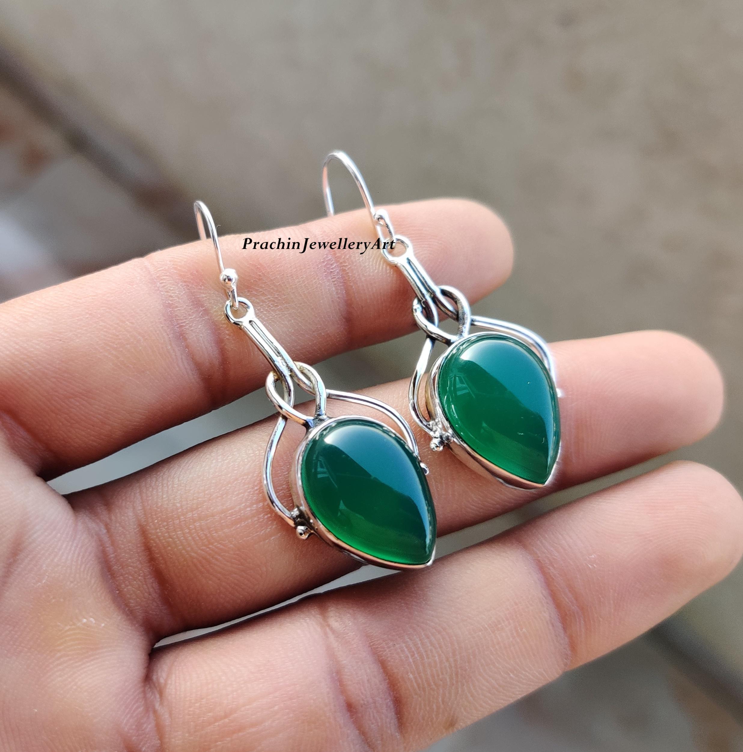 925 Sterling Silver Natural Green Onyx Dangle Earrings – Round Drop Earrings With Hook Fastening (0.7 Inch, 2.3g)