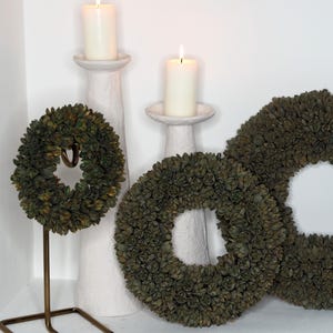 Handmade decorative wreath, natural door wreath, wall wreath, green, 40 cm
