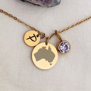 Zwei Disc Australien Buchstabe Halskette, Anfangs Birthstone Anhänger, Geburts Edelstein Charme, Multi Disc Briefkette, Custom Australien Schmuck