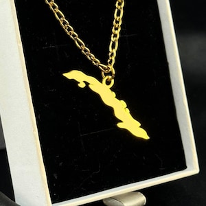 Collar con mapa de Cuba, colgante con letra grabada, colgante macizo de país, joyería estatal personalizada, regalo cubano, collar de plata con contorno de Cuba