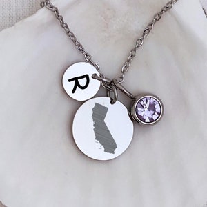 Colar do estado da Califórnia, pingente de letra inicial do nome, pingente de pedra de nascimento, pingente de mapa de dois discos, joias de mapa de país personalizado, presente de aniversário para a pátria