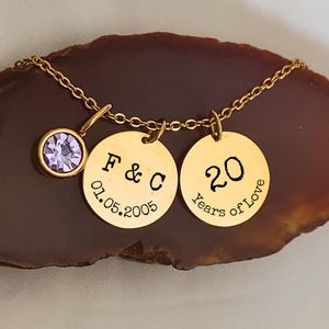 Collar de regalo para el 20.º aniversario de bodas, colgante con iniciales de pareja y fecha de boda, regalo para el día del matrimonio, joyería para el 20.º aniversario.