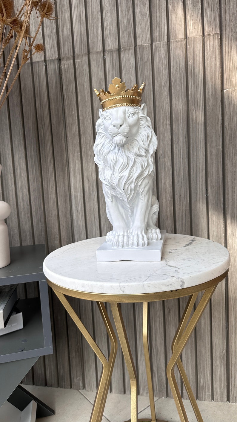King Lion Statue, Lion Home Decor, Lion King Statue, Lion King Sculpture, Crown Lion Sculpture
