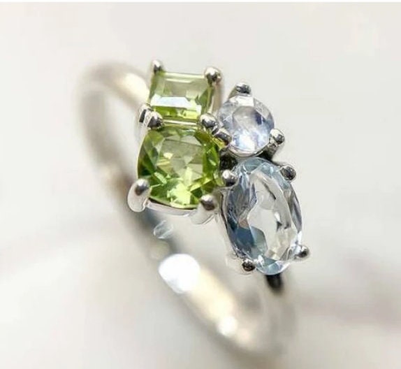 Vintage Oval Aquamarine Engagement Ring Cluster Peridot Ring 925