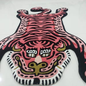 handmade tufted tibetan tiger rug for living room , bedroom and kidsroom , tibetan tiger wool rug