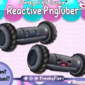 Peut inclure: Deux drones R6 de style dessin animé noirs et gris avec des roues. Les drones ont des visages mignons avec des yeux et une bouche. Le texte "Pretty Lil R6 Drone" et "Reactive PngTuber" est en haut de l'image. Le texte "Téléchargement instantané !" est en bas de l'image.