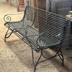 French Garden Settee - Three-Seater Wrought Iron Outdoor Bench for Porch Patio Seating