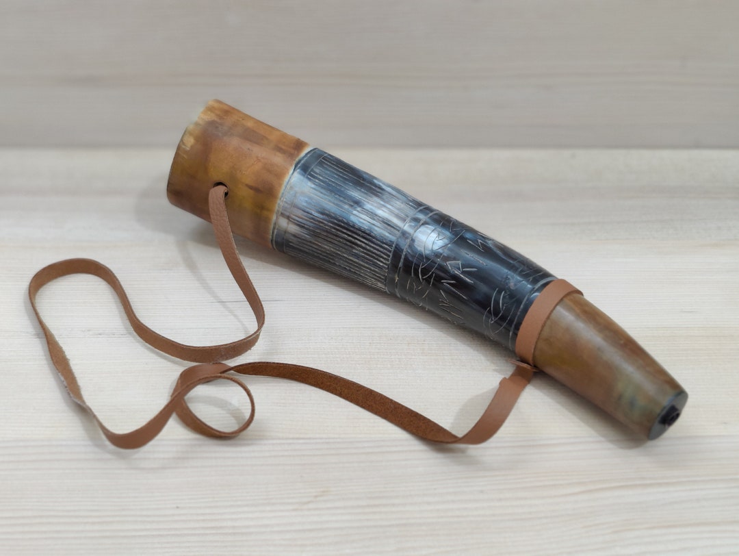 Medieval VIKING WAR HORN Battle Trumpet Hand Engraved Blow Bull Horn ...