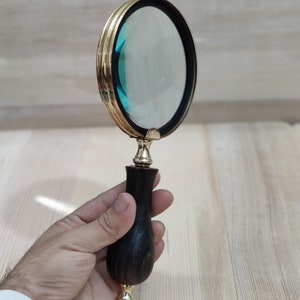 Loupe en laiton de 4 po. avec poignée en laiton noir - loupe à main - lecteur de page de Style vintage, décoration de maison en forme de loupe avec poignée noire