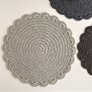 Easy Crochet Pattern for Drink Coaster Crochet gift for mom Home decor table placemat pattern beginner crochet tutorial gift for sister