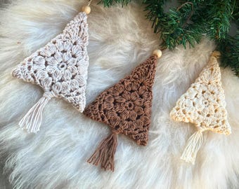 Christmas Tree Ornament Crochet Pattern, Granny Square Sunburst (PDF Digital Download)