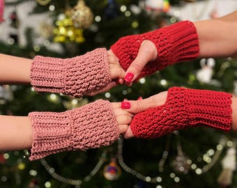 Beginner Crochet Fingerless Gloves Pattern (Sizes S, M) – Textured Mittens (Digital Download)