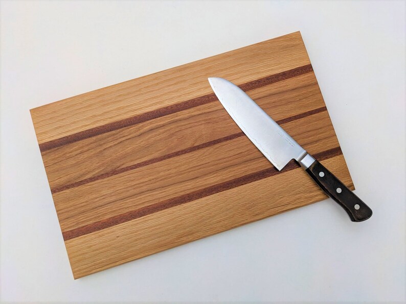 Oak and Sapele Chopping Board - Thumbnail 4