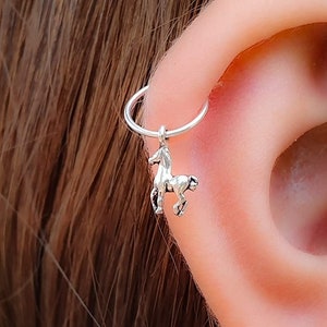 Tiny Silver Small Horse Cartilage Helix Piercing - 20 gauge Helix Hoop with a small Dangle Charm - 8mm Hypoallergenic Cartilage Hoop