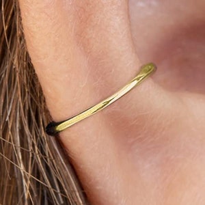 Faux Earring Conch Hoop 20 Gauge - 14k Gold Filled Fake Conch Piercing Ring - No Piercing Needed Conch Earring For Cartilage