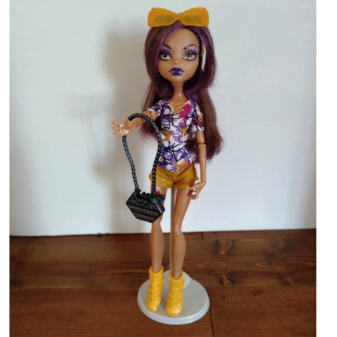 Monster High HTF Retired Boo York Frightseers Clawdeen Wolf Outfit 