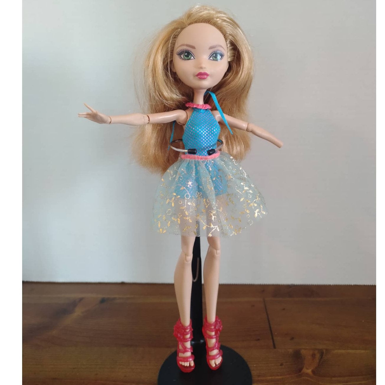 Ever After High Ashlynn Ella Praia Encantada - AliExpress