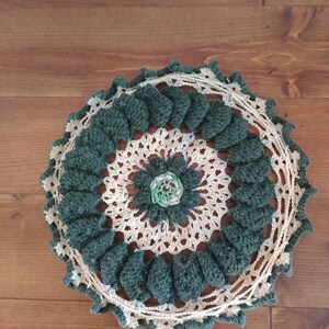 Intricate handmade green and white crochet doily pot holder trivet 7&quot;