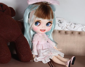 Mary - Premium Custom Neo Blythe Doll with Multi-Color Hair, White Skin & Matte Smiling Face
