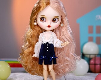 Charisma – Premium Custom Neo Blythe Doll with Multi-Color Hair, White Skin & Matte Smiling Face