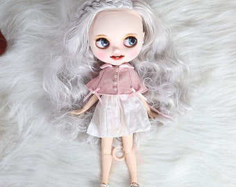 Khloe - Premium Custom Neo Blythe Doll with Silver Hair, White Skin & Matte Smiling Face