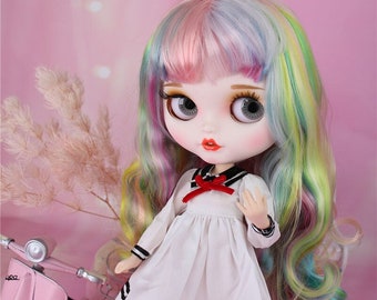 Harriet – Premium Custom Neo Blythe Doll with Multi-Color Hair, White Skin & Matte Smiling Face