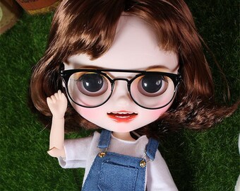 Lana – Premium Custom Neo Blythe Doll with Brown Hair, White Skin & Matte Smiling Face