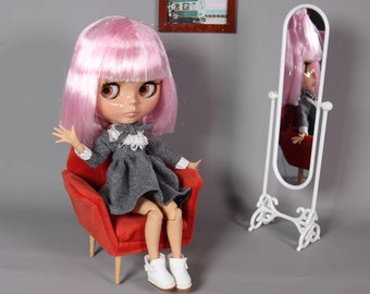 Arla – Premium Custom Neo Blythe Doll with Pink Hair, Tan Skin & Shiny Cute Face