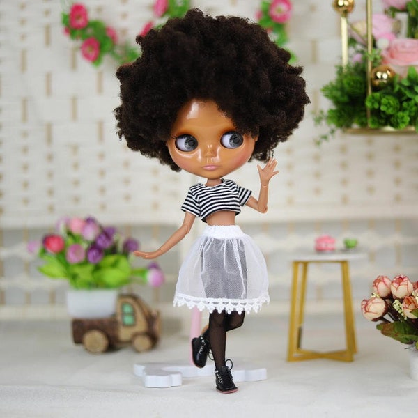 Elia – Premium Custom Neo Blythe Doll with Brown Hair, Dark Skin & Shiny Cute Face