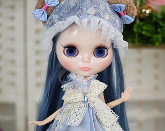 Hazel – Premium Custom Neo Blythe Doll with Blue Hair, White Skin & Shiny Cute Face