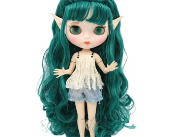 Mya – Premium Custom Neo Blythe Doll with Green Hair, White Skin & Matte Pouty Face