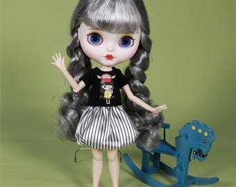 Neo Blythe Doll Black Shirt With Black White Striped Skirt