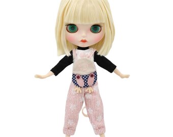 Beatrix – Premium Custom Neo Blythe Doll with Blonde Hair, White Skin & Matte Pouty Face