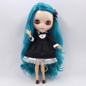Neo Blythe Doll Waitress Dress with Apron & Socks