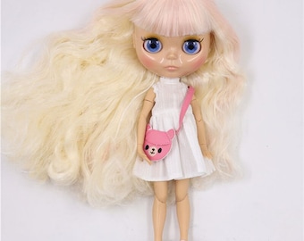 Oaklynn – Premium Custom Neo Blythe Doll with Blonde Hair, Tan Skin & Shiny Cute Face