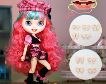 Katie – Premium Custom Neo Blythe Doll with Multi-Color Hair, White Skin & Matte Smiling Face