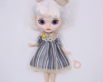 Josie – Premium Custom Neo Blythe Doll with Silver Hair, White Skin & Matte Cute Face