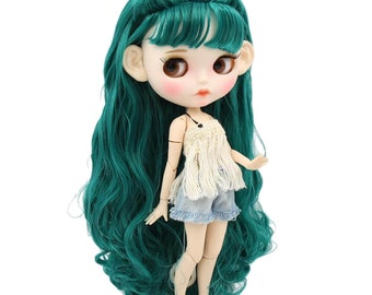 Finley – Premium Custom Neo Blythe Doll with Green Hair, White Skin & Matte Pouty Face