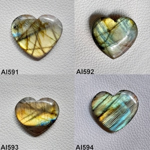 Labradorite Crystal Heart, Labradorite Heart, Natural Labradorite Puffy Heart, Labradorite Gemstone Heart For Jewelry Making Stone