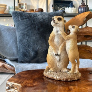 Meerkat statue / meerkat figure / animal figure / sculpture / decoration / home decor / handmade / table decoration / garden figure