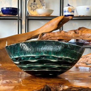Bowl / Bowl made of Murano glass / Glass bowl  / Handmade from Murano glass / Home decor / Interior / Table decoration / Decoration