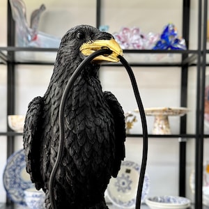 Tischlampe / Tischleuchte Krähe Schwarz / Vogellampe / Modern Dekoration / Tiere / Tischdekoration / Homedecor / Geschenkidee / Beleuchtung