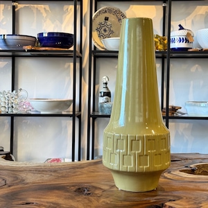 Vase / Flower vase mustard color / Ceramic vase / Handmade ceramic / Table decoration / Decoration / Home decor / Gift idea