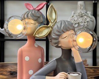 Figurka dziewczyny z gumą do żucia w stylu pop-art – nowoczesna lampa stołowa z żywicy i szkła, dekoracyjna/nocna, pomysł na prezent, dekoracja, figurka
