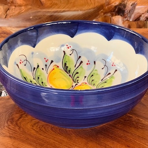 Bowl / Hand-painted salad bowl / Ceramic bowl / Handmade from Spain / Table decoration / Kitchen decor / Home decor / Gift