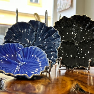 Schale / Set aus 3 / Dekoschale in Blumenform / Schmuckschale / Handarbeit aus Keramik /  Dekoration / Homedecor / Küchedekor / Geschenk