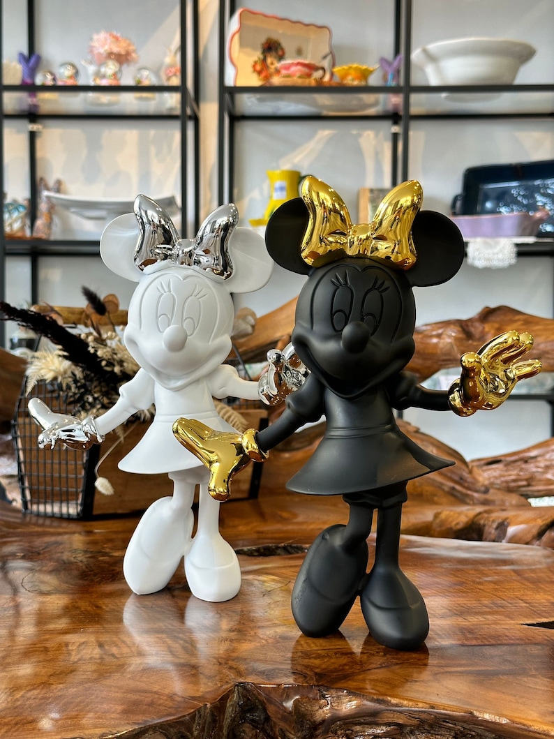 Minnie Mouse-staty / Musfigur i vitt / Walt Disney-dekoration / Svart mus / Borddekoration / Presentidé / Design / Dekoration bild 2